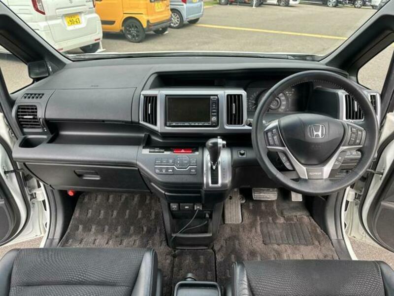 STEPWAGON SPADA