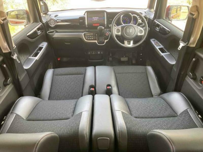 N BOX CUSTOM