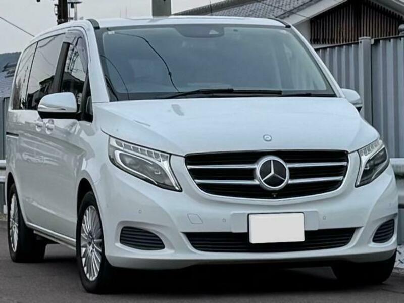 MERCEDES-BENZ V-CLASS