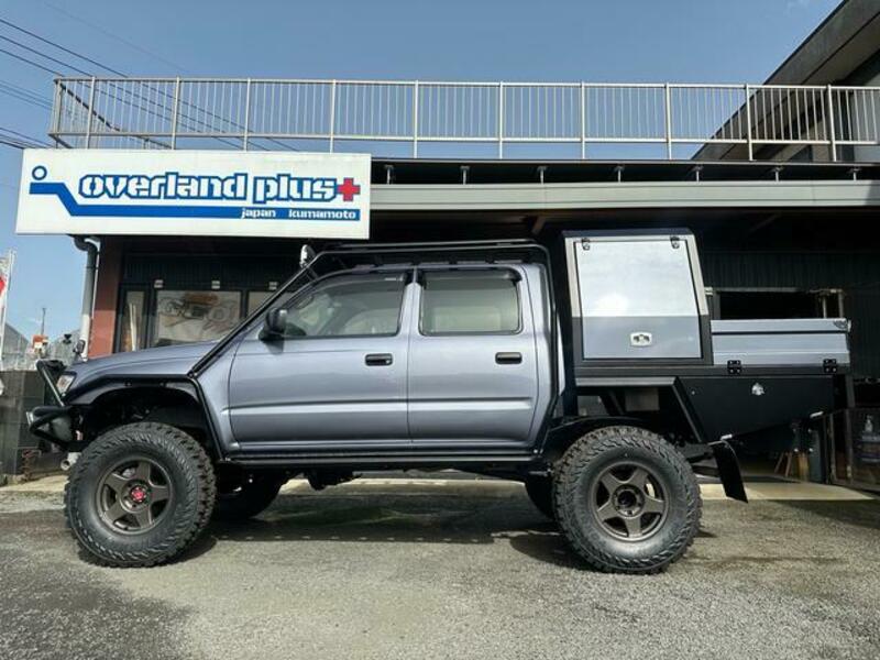 HILUX
