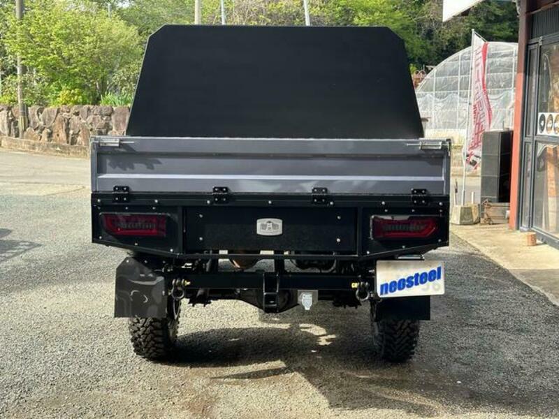 HILUX