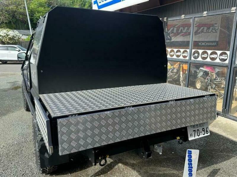 HILUX
