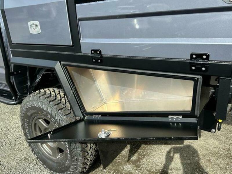 HILUX