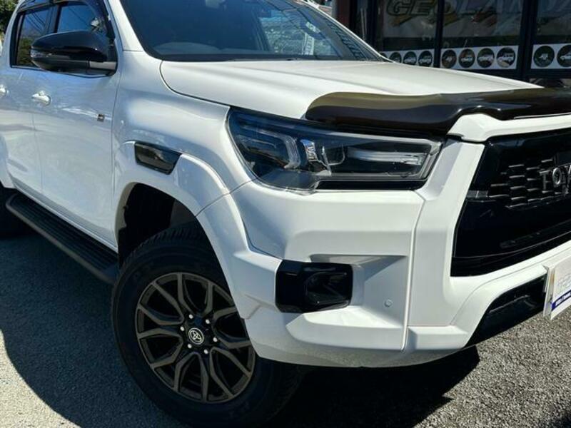 HILUX