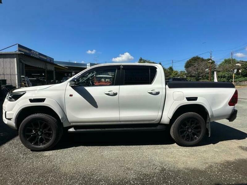 HILUX