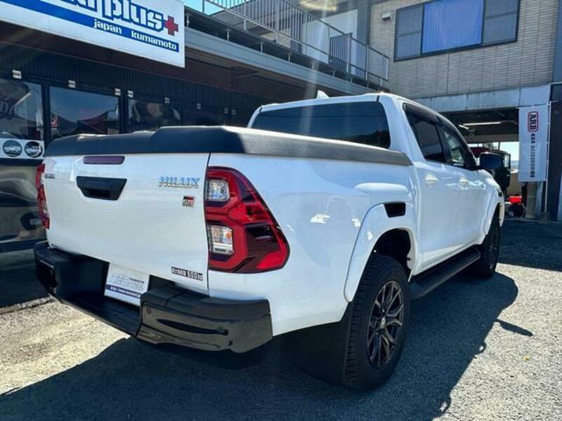 HILUX