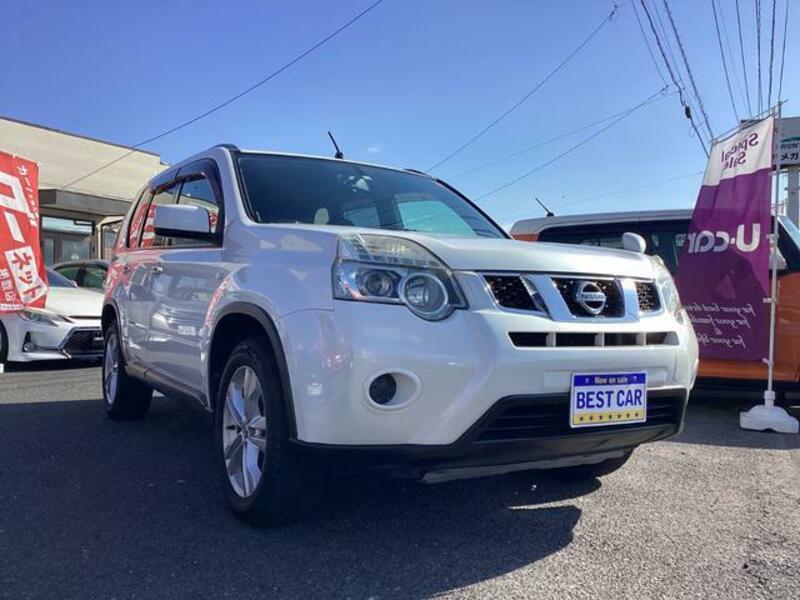 X-TRAIL