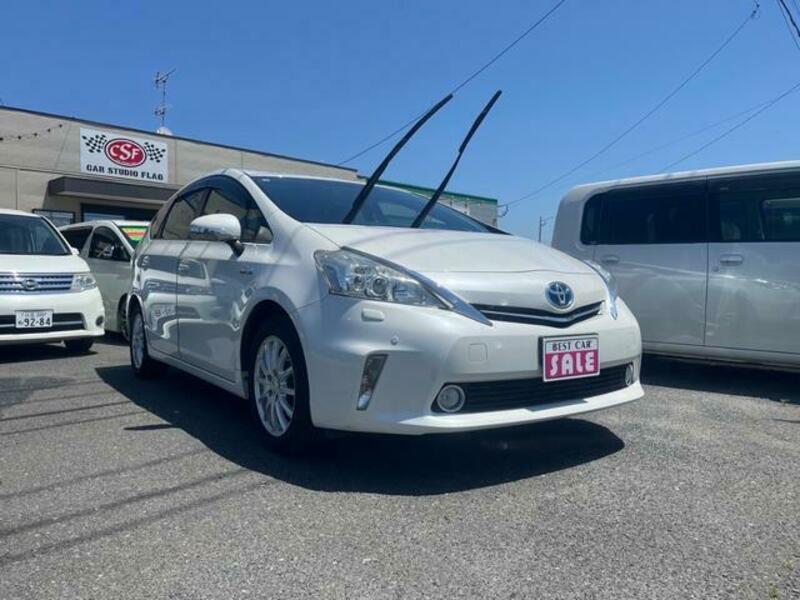 PRIUS ALPHA