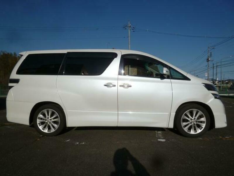 VELLFIRE