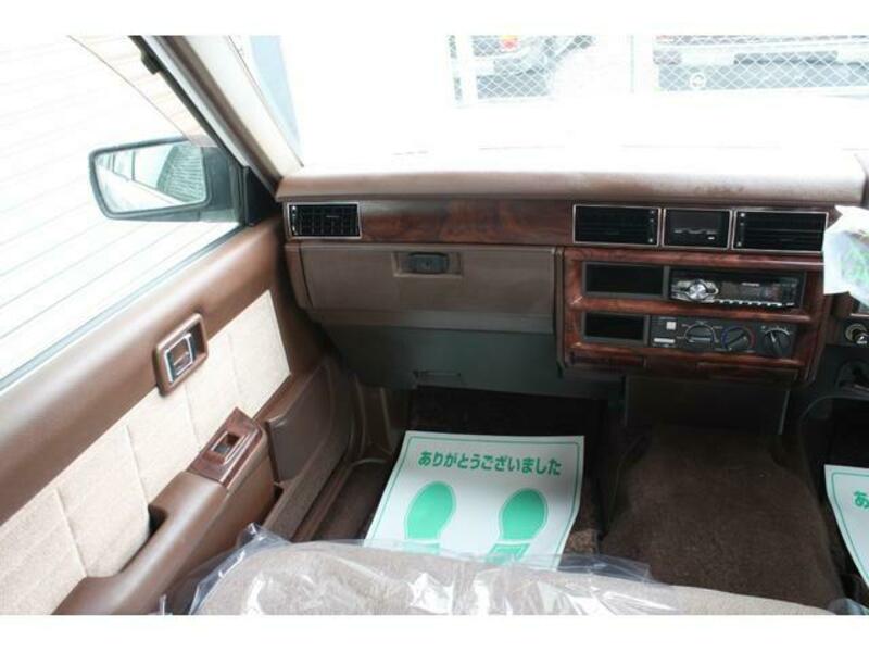 GLORIA WAGON