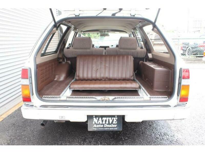 GLORIA WAGON