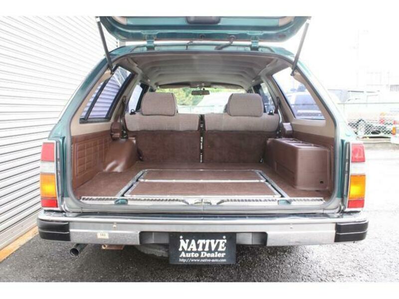 GLORIA WAGON