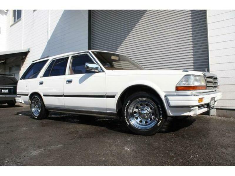 GLORIA WAGON
