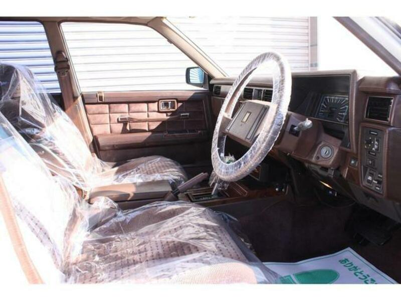 GLORIA WAGON