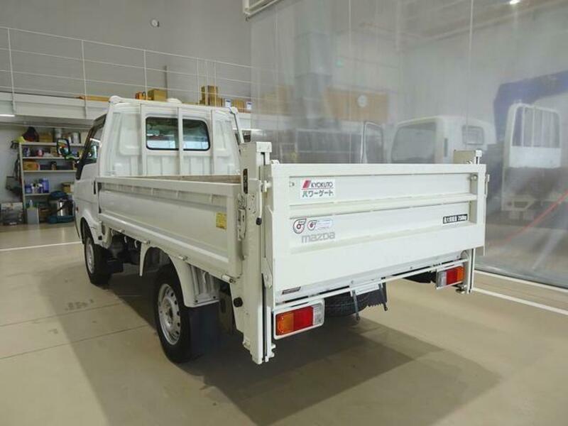 BONGO TRUCK