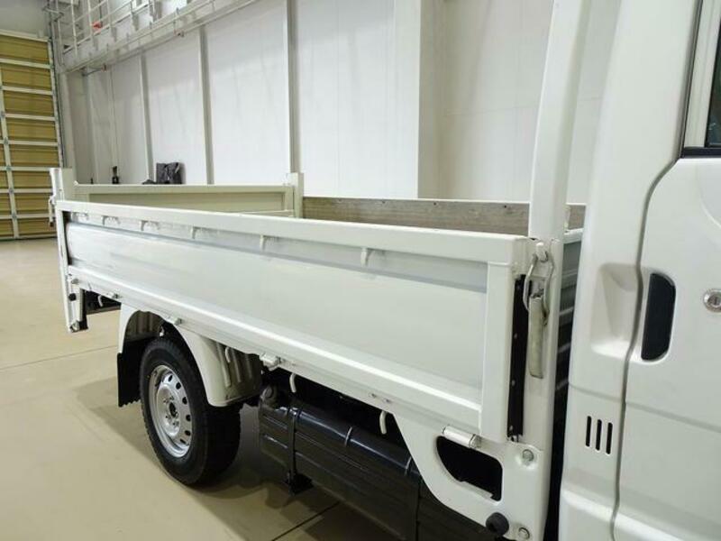 BONGO TRUCK