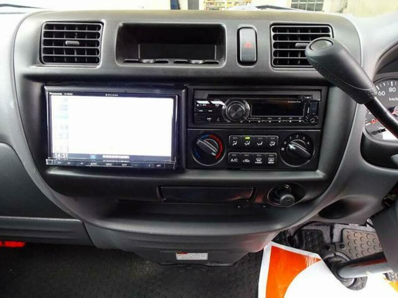 BONGO VAN