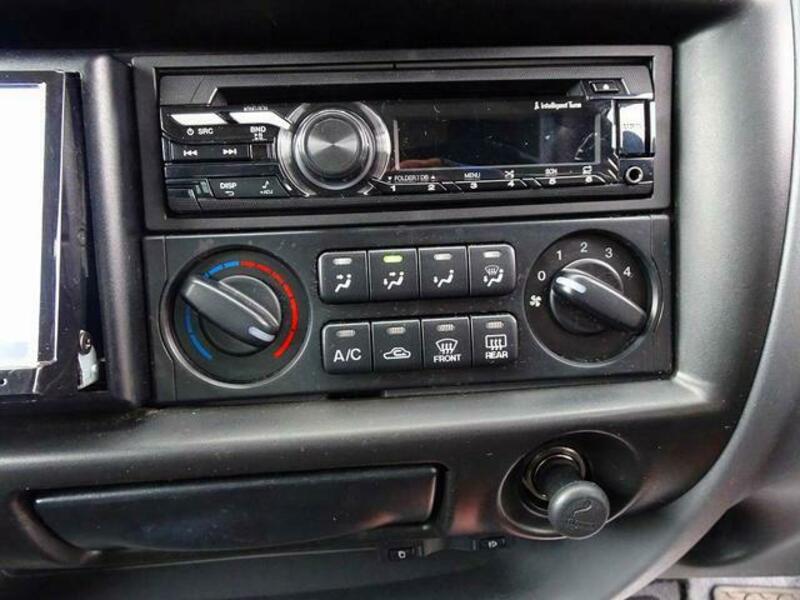 BONGO VAN