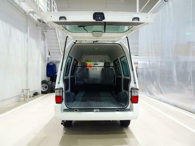 BONGO VAN