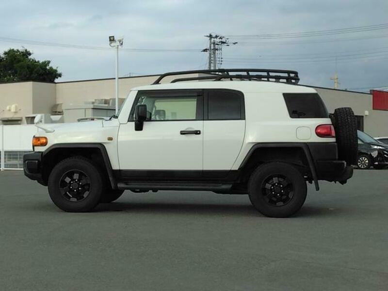 FJ CRUISER
