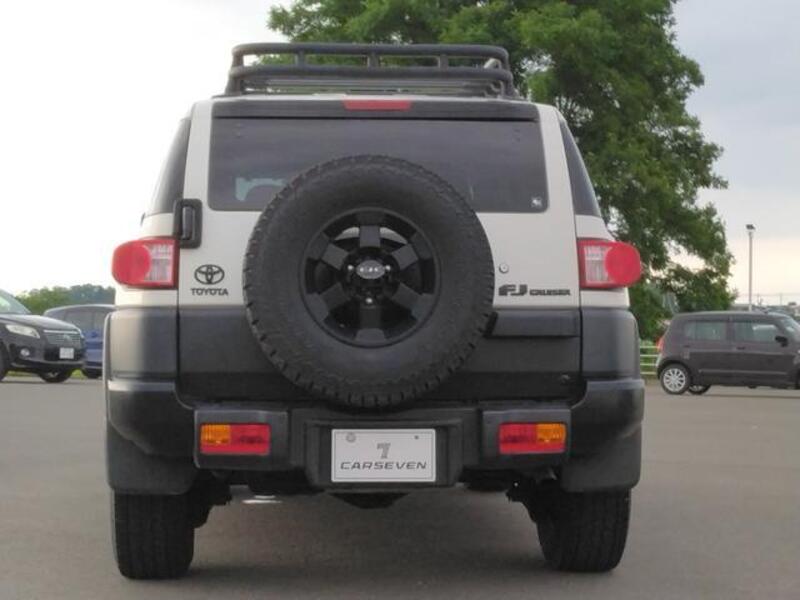 FJ CRUISER