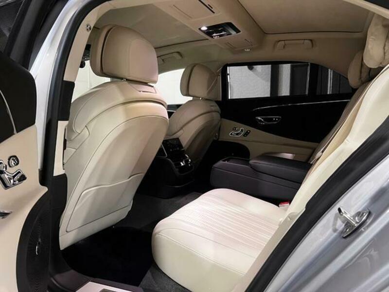 FLYING SPUR