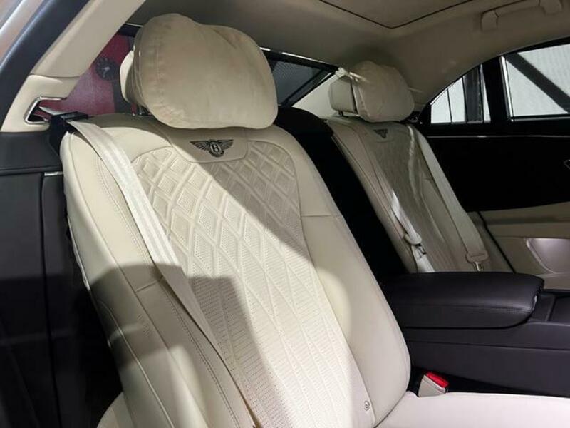 FLYING SPUR