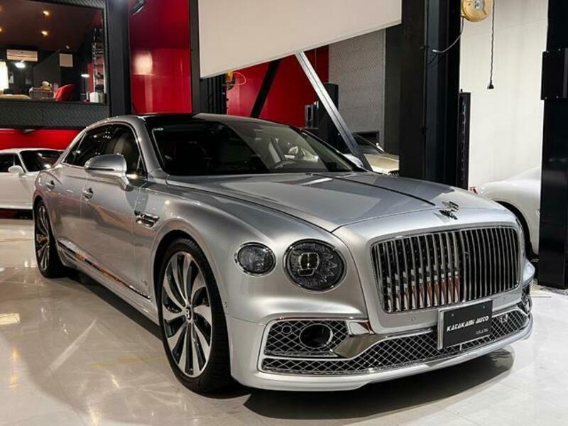 BENTLEY FLYING SPUR