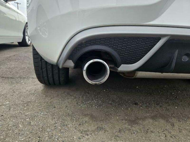 V40