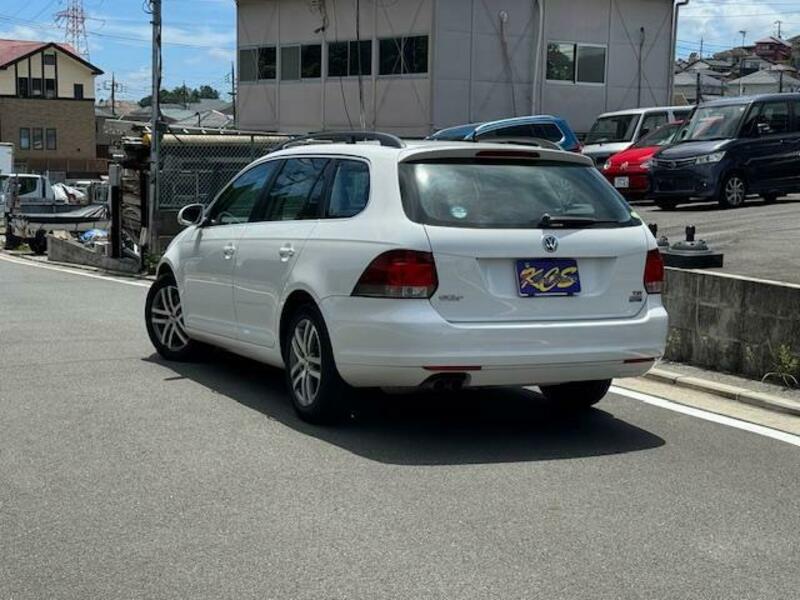 GOLF VARIANT