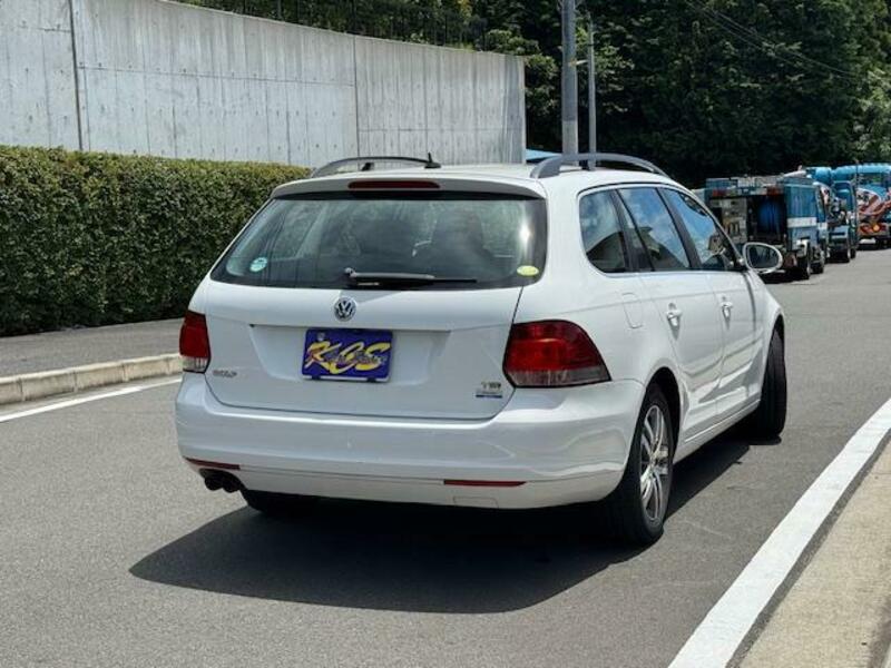 GOLF VARIANT