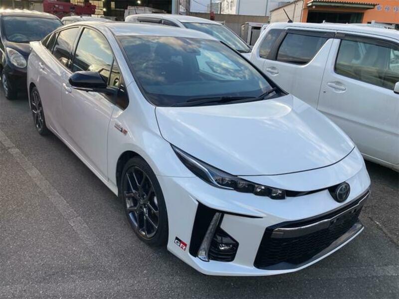 TOYOTA PRIUS PHV