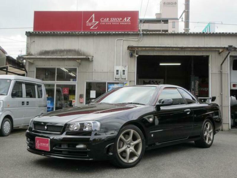 NISSAN SKYLINE