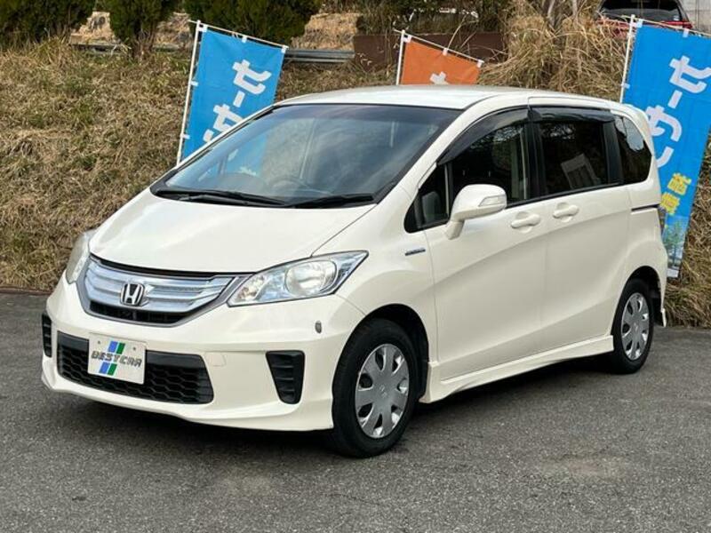HONDA FREED HYBRID