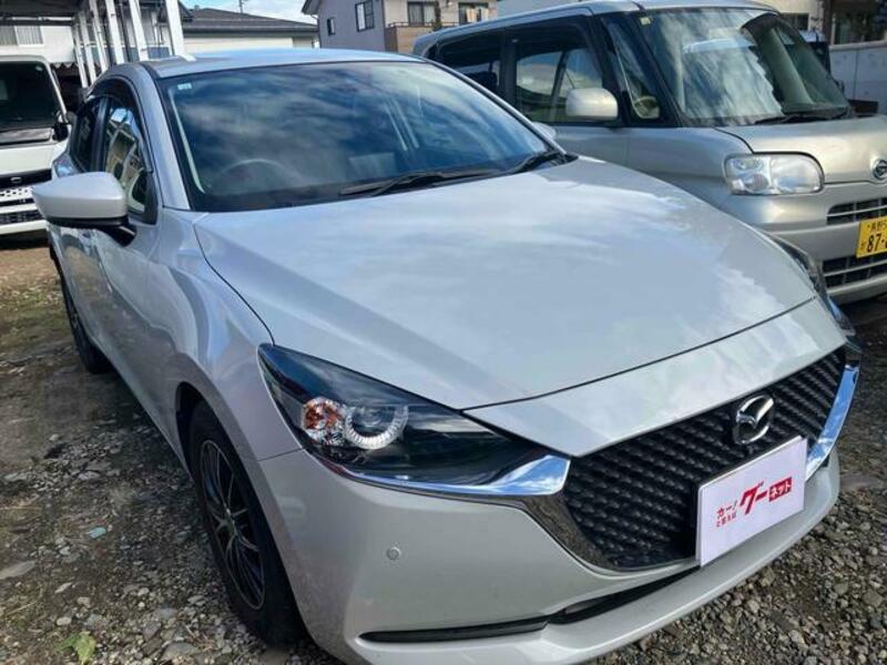 MAZDA2