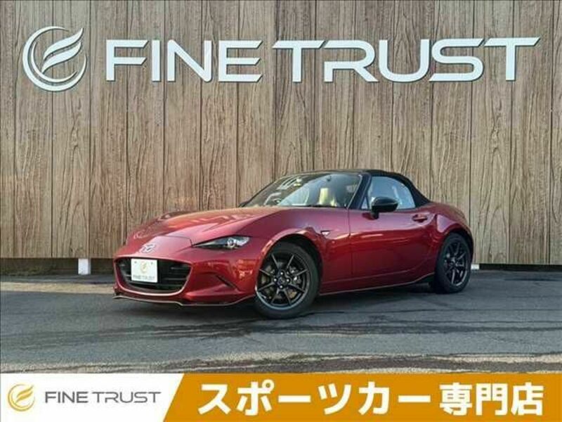 ROADSTER-0