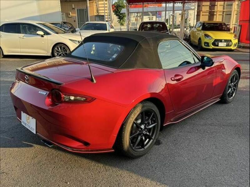 ROADSTER