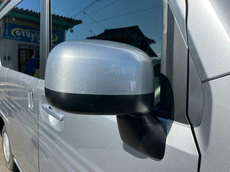 N-VAN