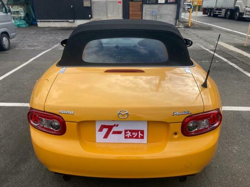 ROADSTER