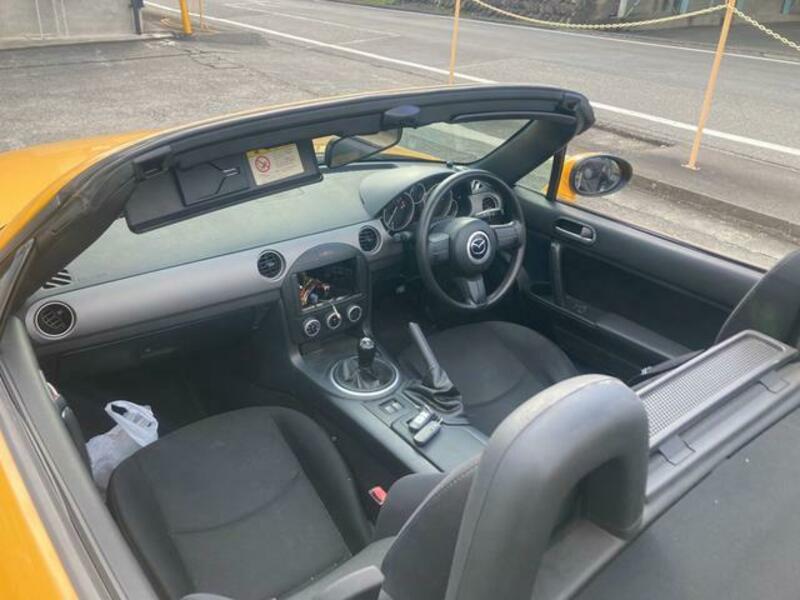 ROADSTER