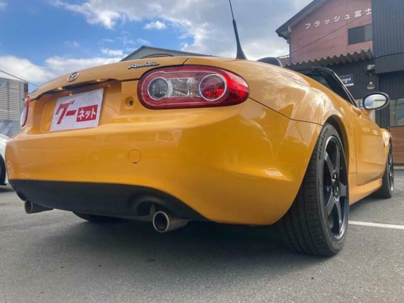 ROADSTER