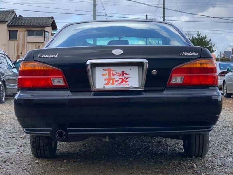 LAUREL