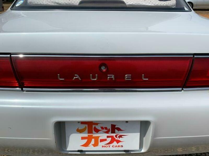 LAUREL