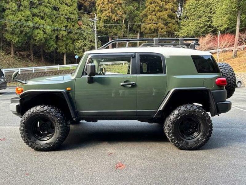 FJ CRUISER