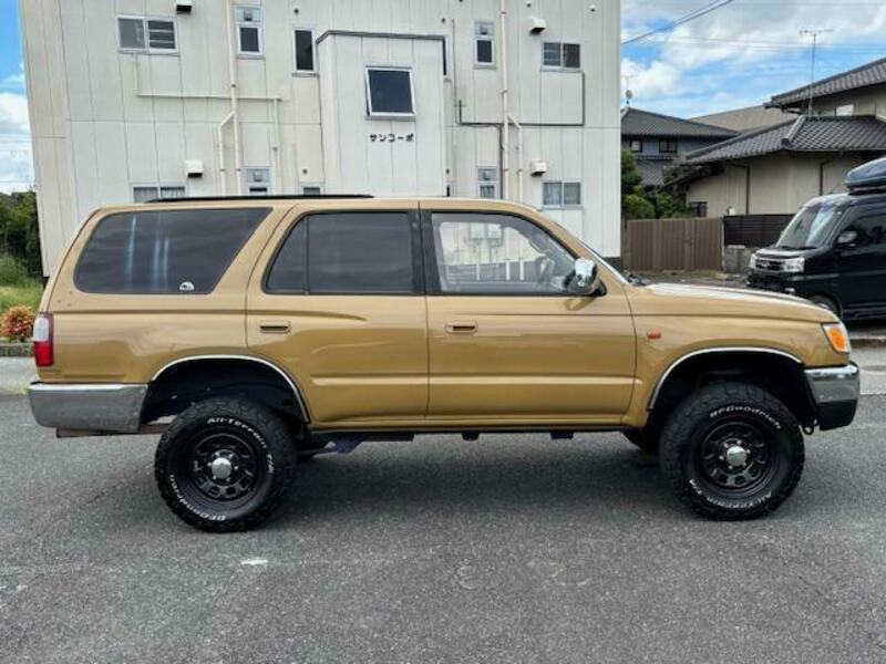 HILUX SURF
