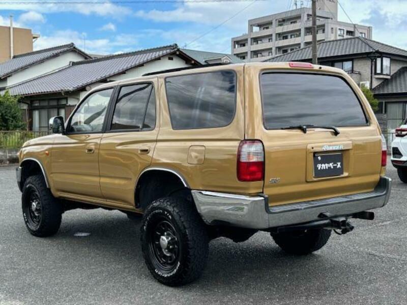 HILUX SURF