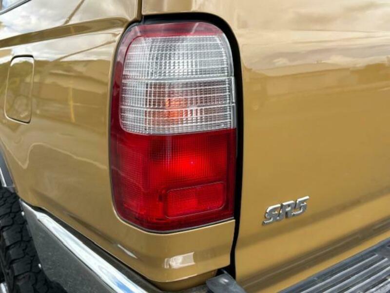 HILUX SURF
