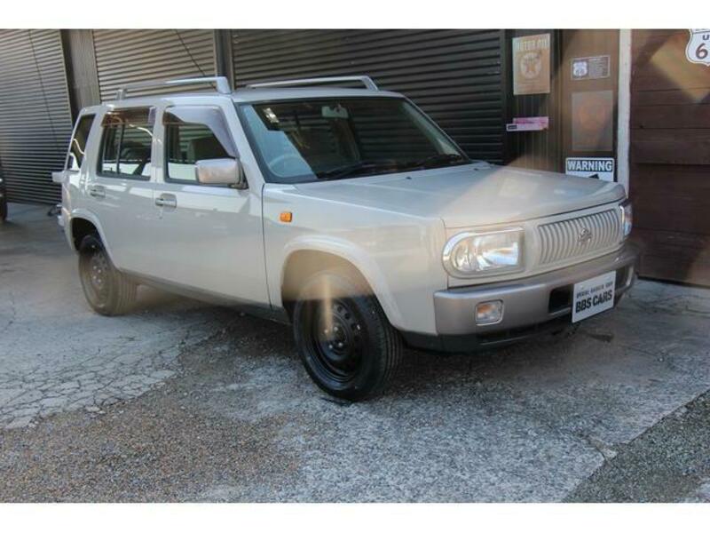 NISSAN RASHEEN