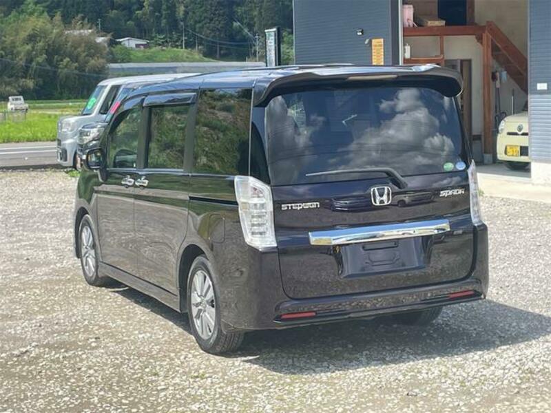 STEPWAGON SPADA