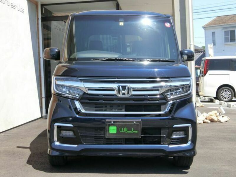 N BOX CUSTOM